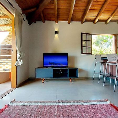 Sapeca - Novo Flat C/ Piscina, 50Mts Da Praia, Churrasqueira Privativa, Ar Con, Wi-Fi, Netflix, Garagem Парати Экстерьер фото